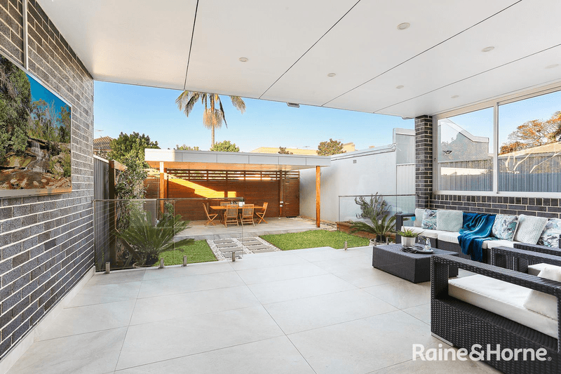 8b Ryrie Road, EARLWOOD, NSW 2206