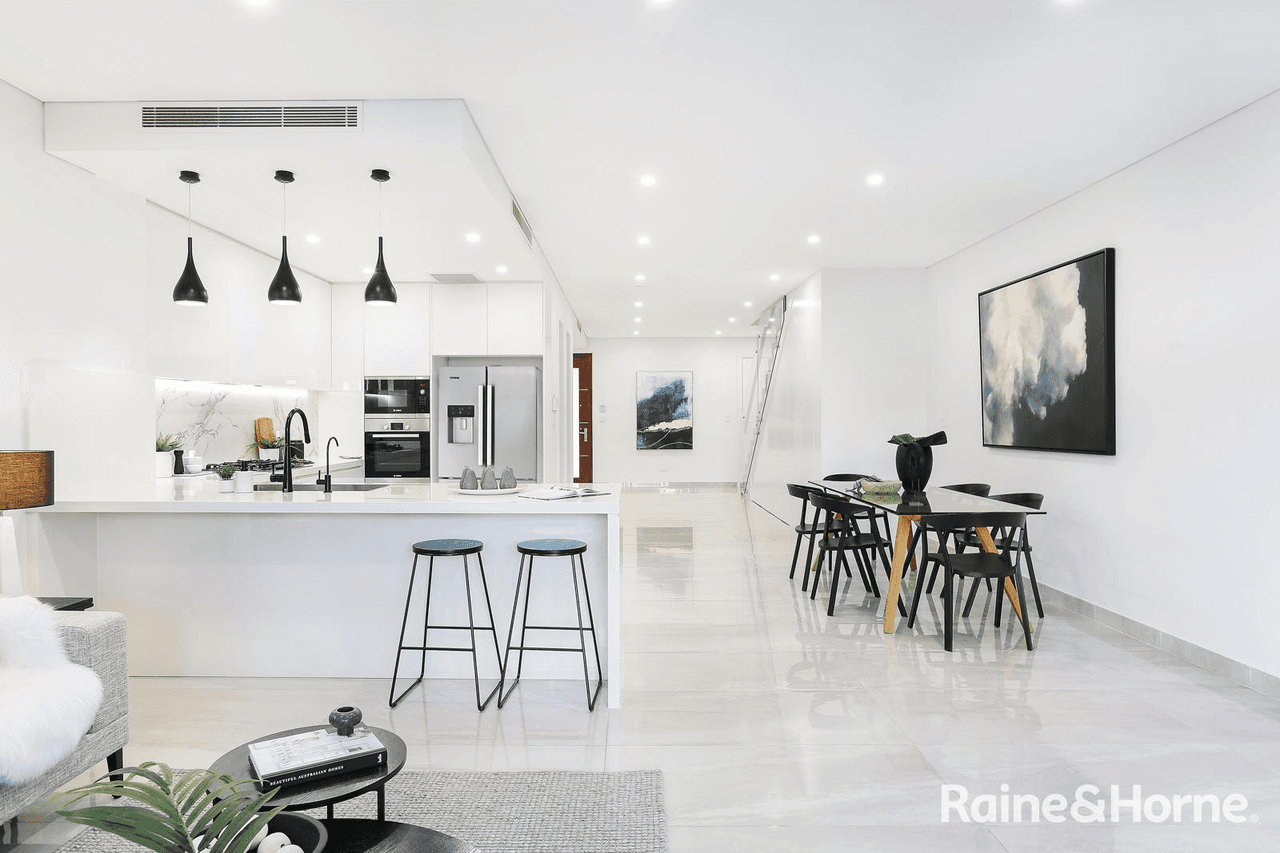 8b Ryrie Road, EARLWOOD, NSW 2206