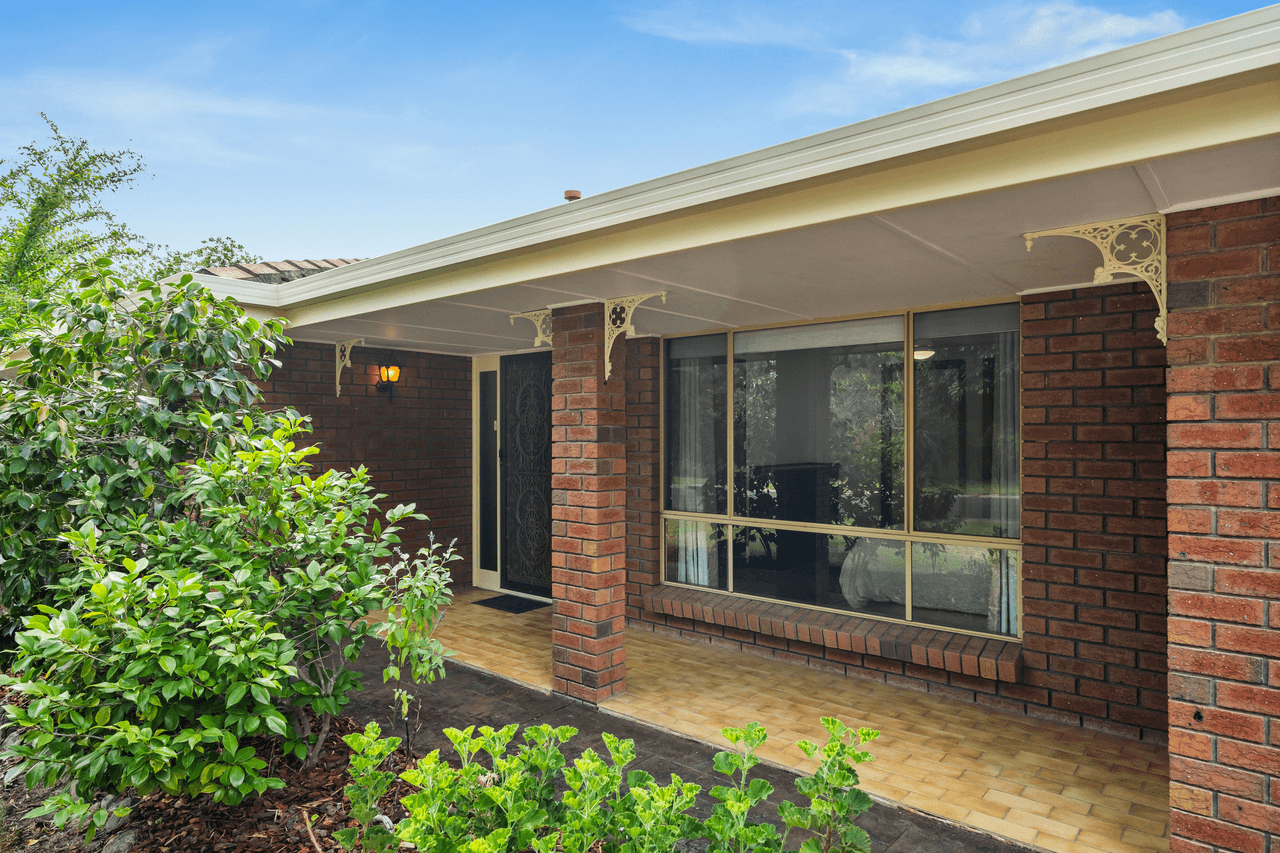 44 Delta Crescent, ABERFOYLE PARK, SA 5159