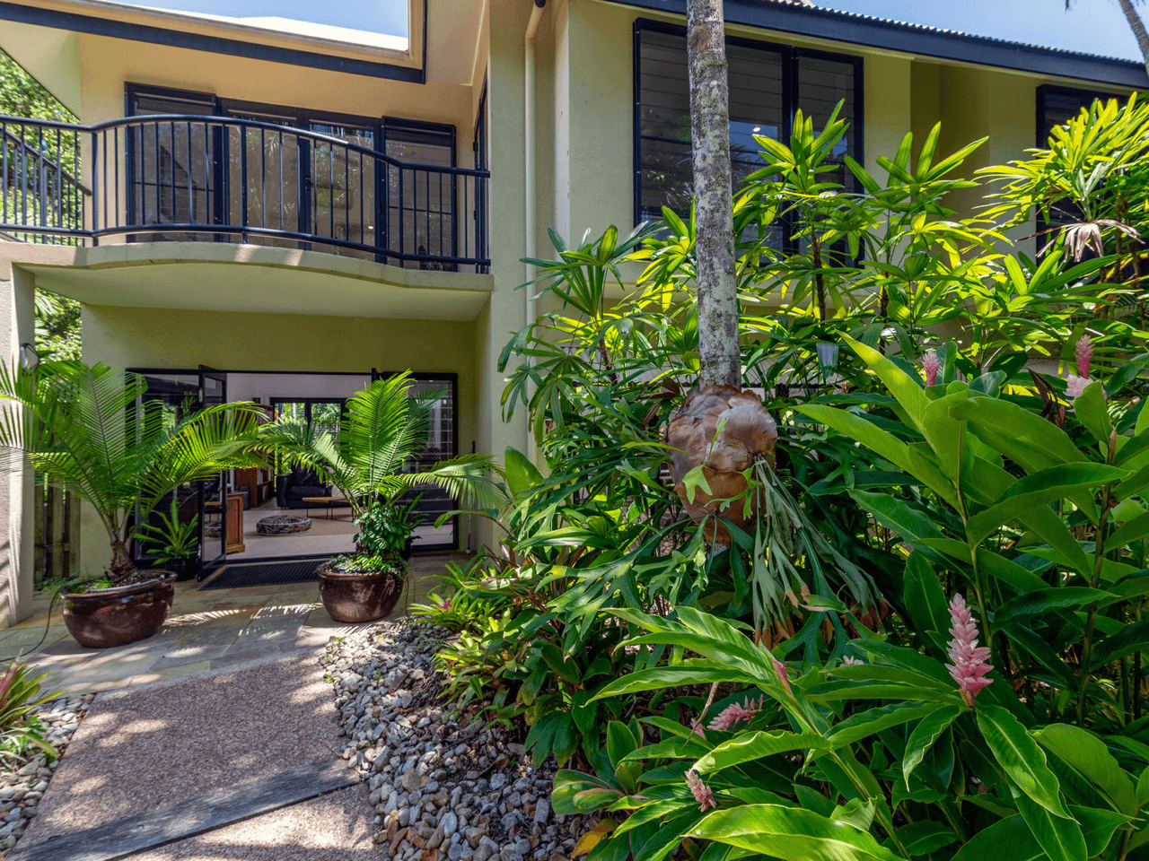 1 Thorntons/18-28 St Crispins Avenue, PORT DOUGLAS, QLD 4877