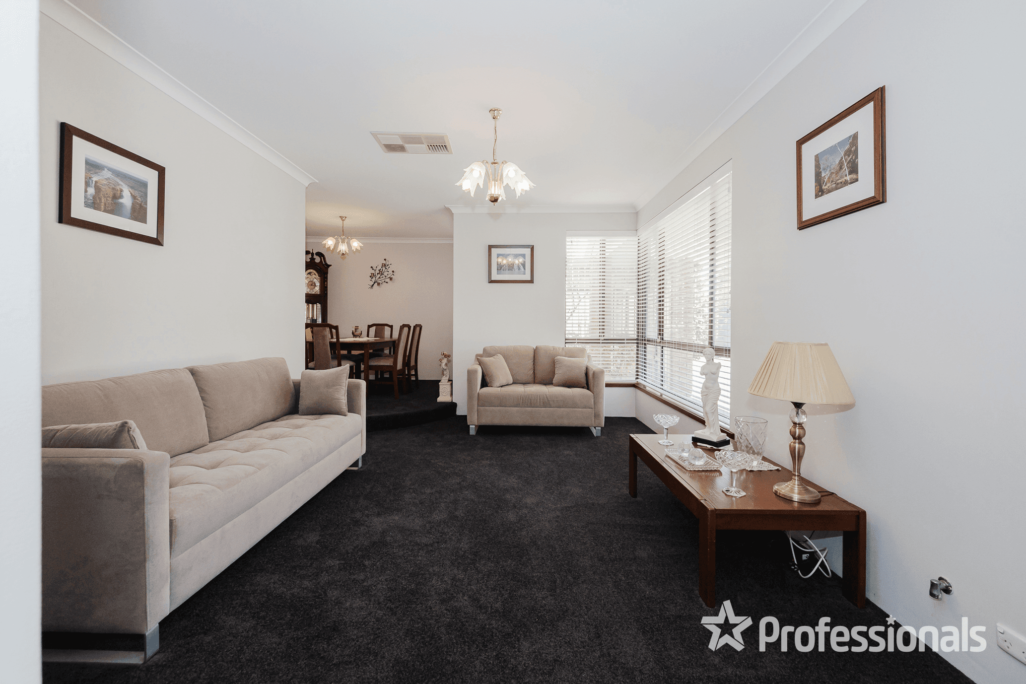 273 Summerlakes Parade, BALLAJURA, WA 6066