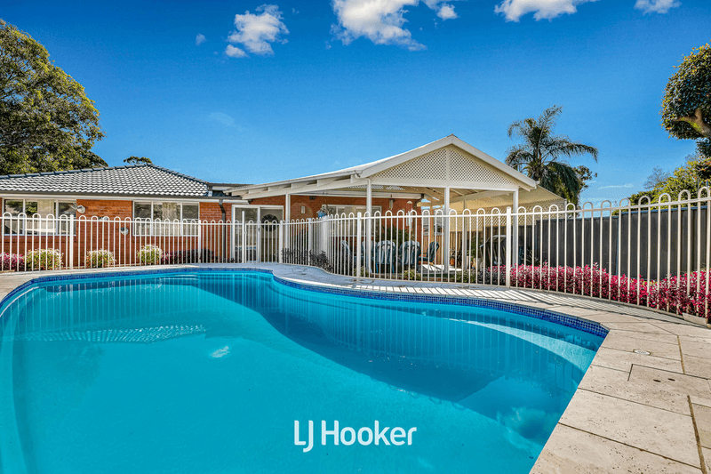 11 Polo Crescent, GIRRAWEEN, NSW 2145