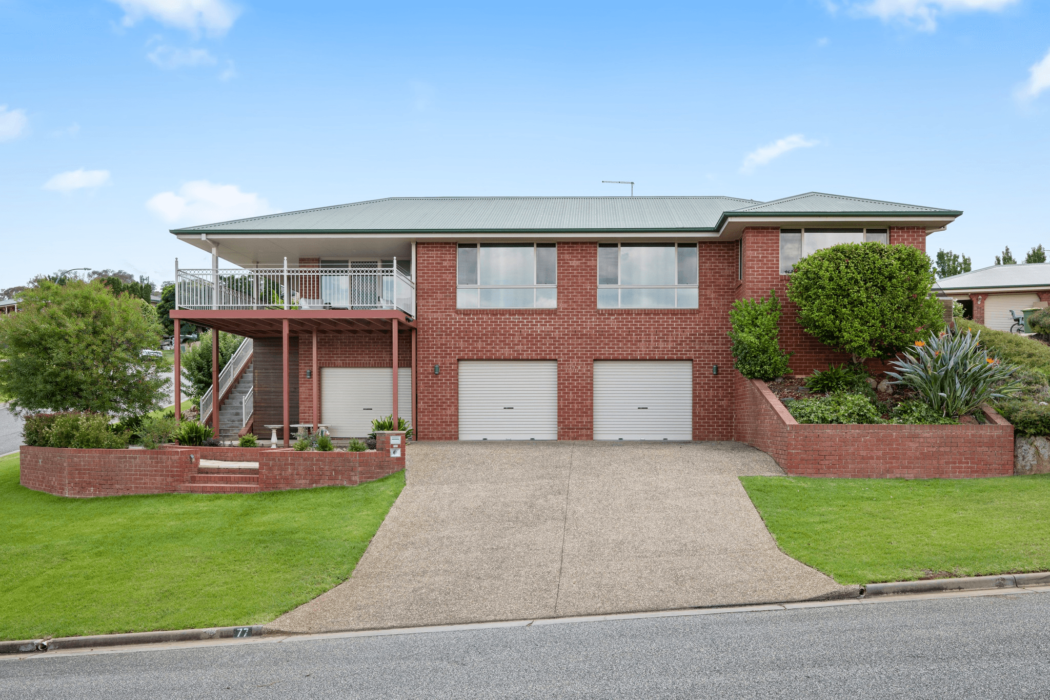 77 Michelle Avenue, LAVINGTON, NSW 2641