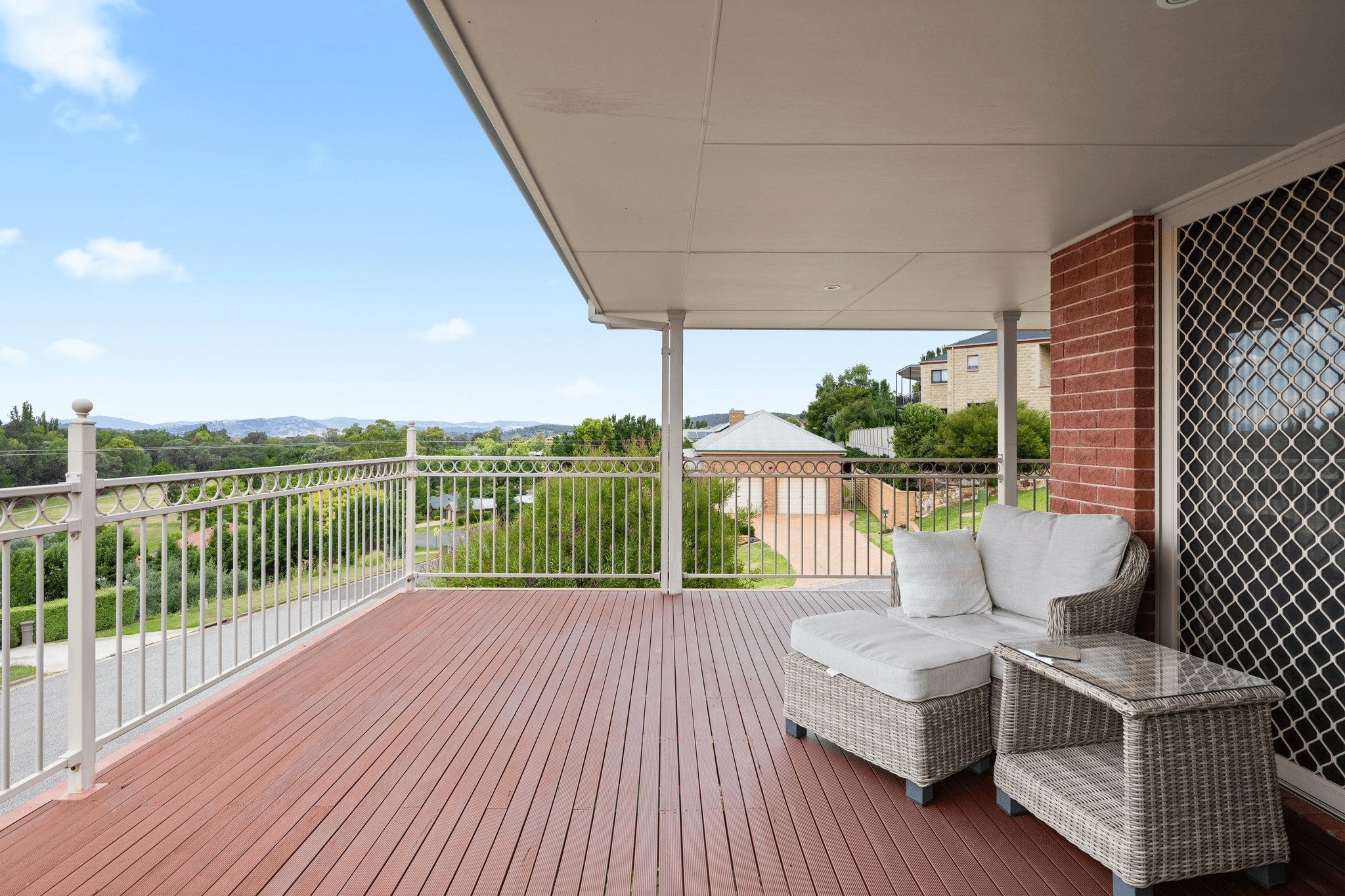 77 Michelle Avenue, LAVINGTON, NSW 2641