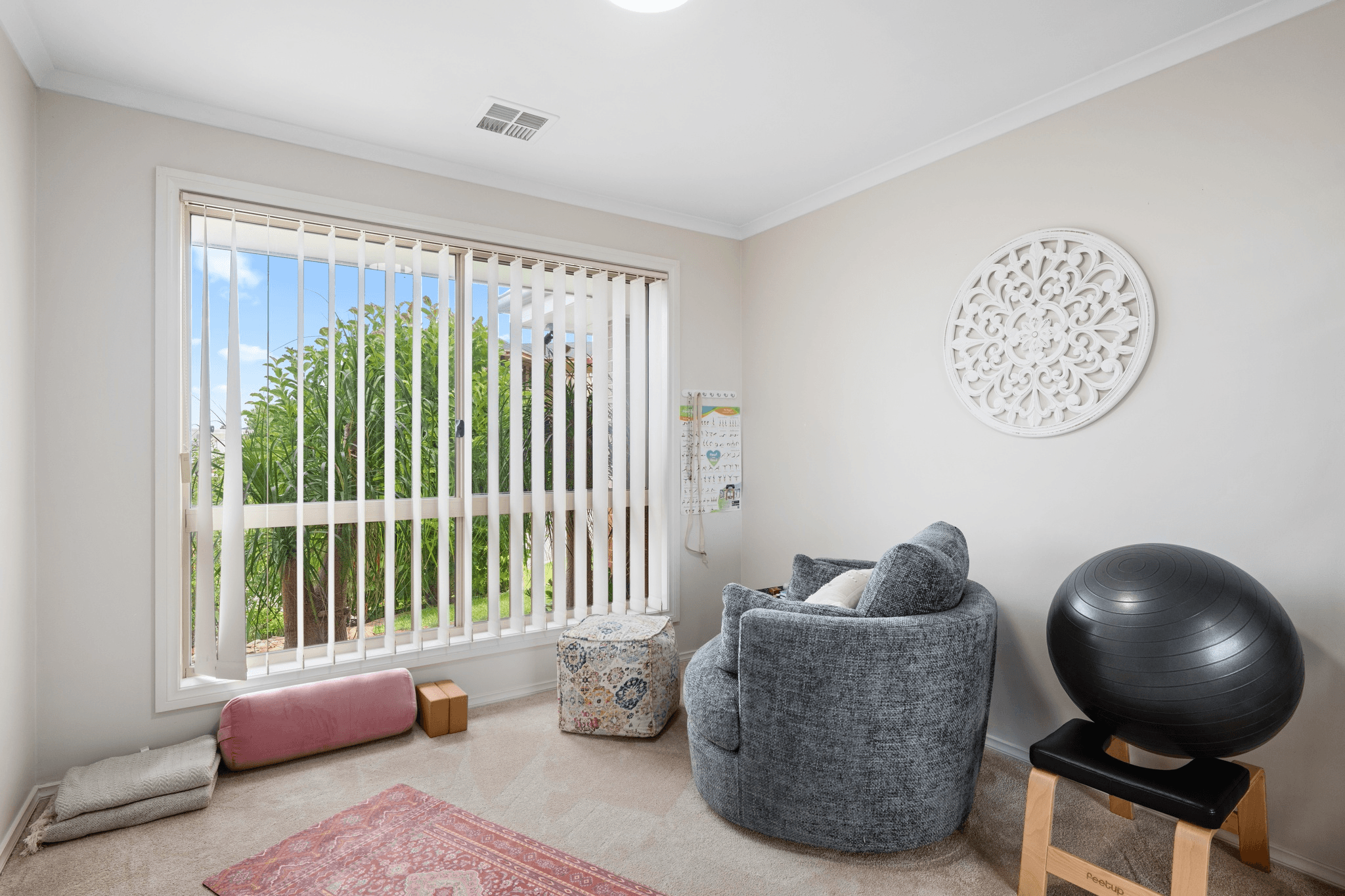 77 Michelle Avenue, LAVINGTON, NSW 2641