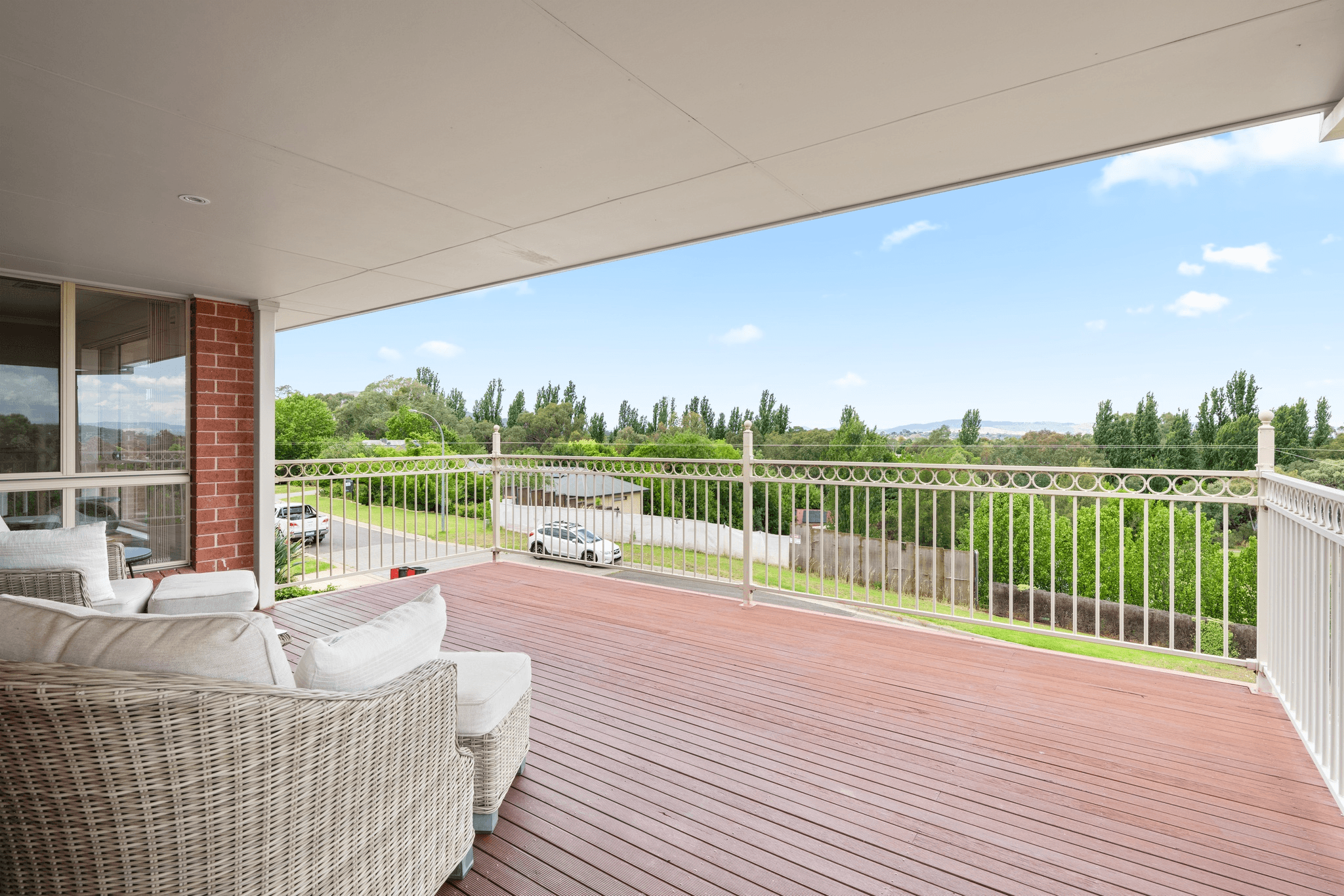 77 Michelle Avenue, LAVINGTON, NSW 2641