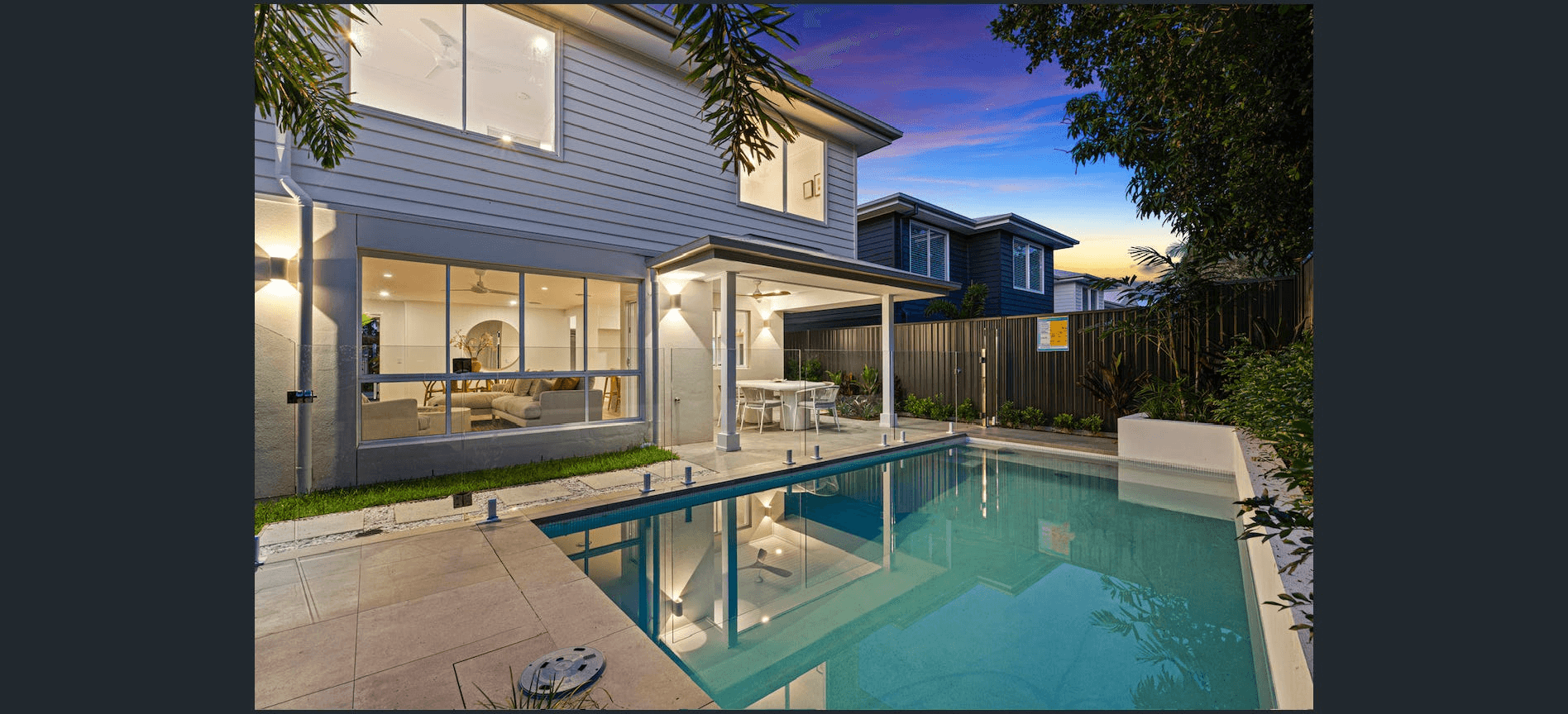 1/8 Teresa Lane, LABRADOR, QLD 4215