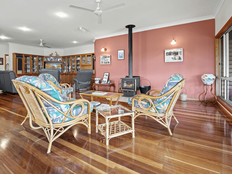 4 Old Boar Pocket Road, BARRINE, QLD 4872