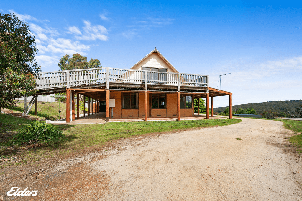 128 Baxters Road, MACKS CREEK, VIC 3971