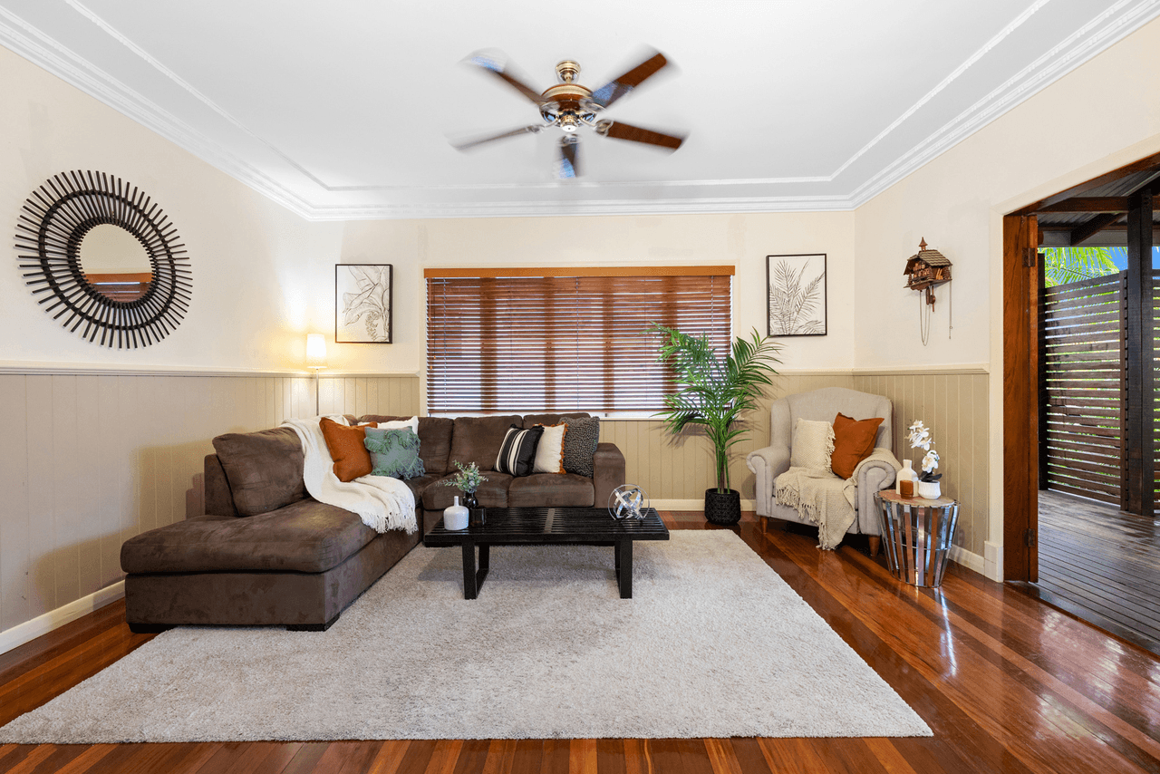 18 White Street, Graceville, QLD 4075