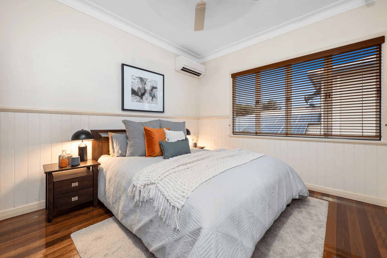 18 White Street, Graceville, QLD 4075