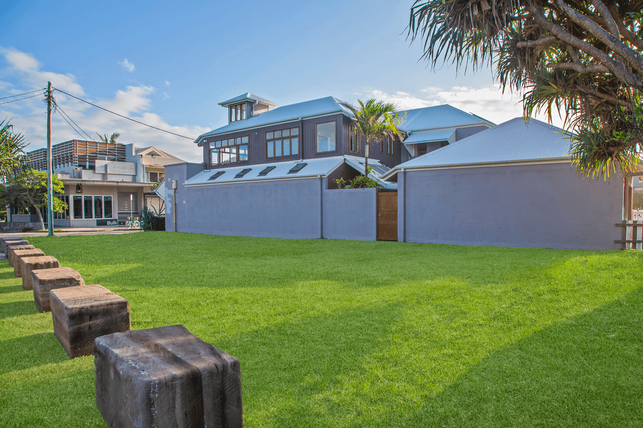 2 Lorraine Avenue, Marcoola, QLD 4564