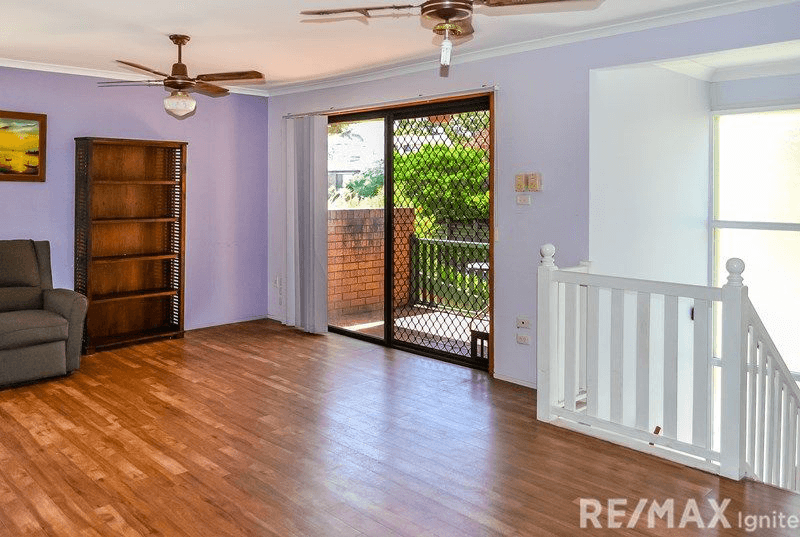 31 Loddon Street, RIVERHILLS, QLD 4074