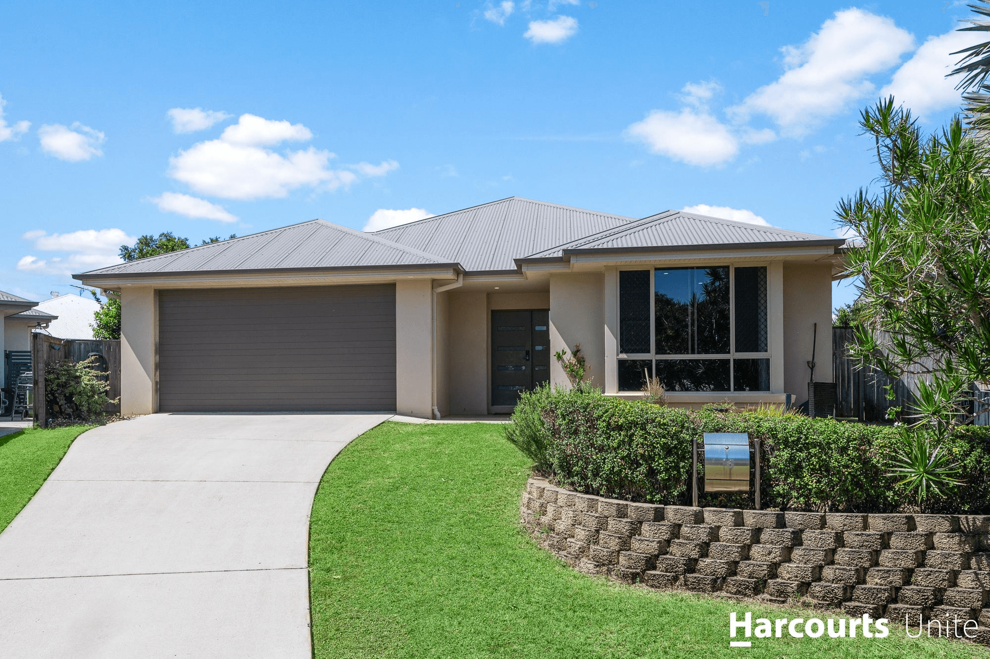 16 Cascade Court, MURRUMBA DOWNS, QLD 4503