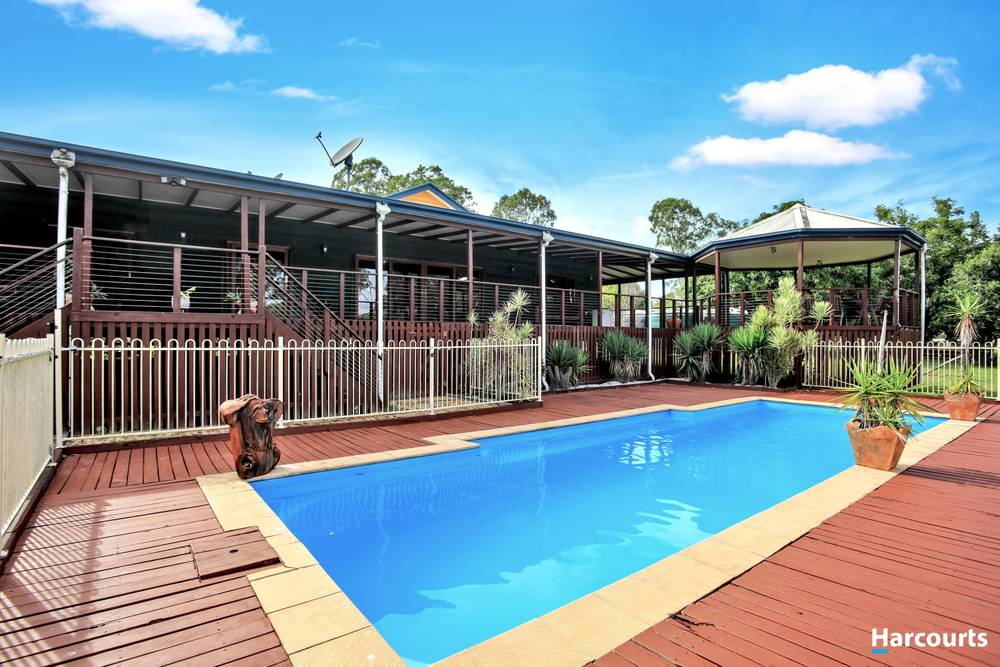 122 Roberts Road, TORBANLEA, QLD 4662