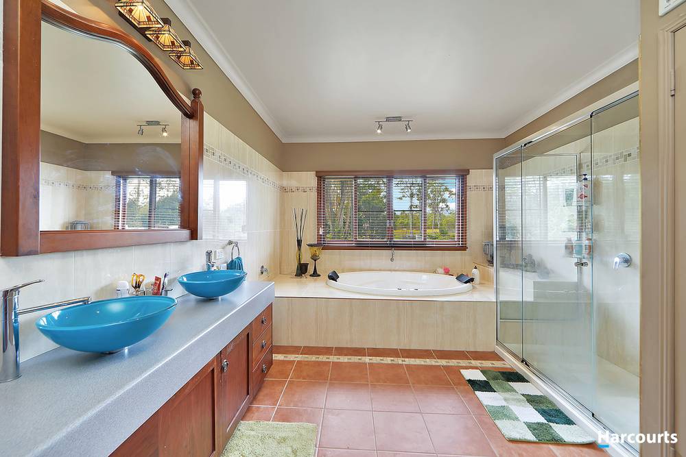 122 Roberts Road, TORBANLEA, QLD 4662