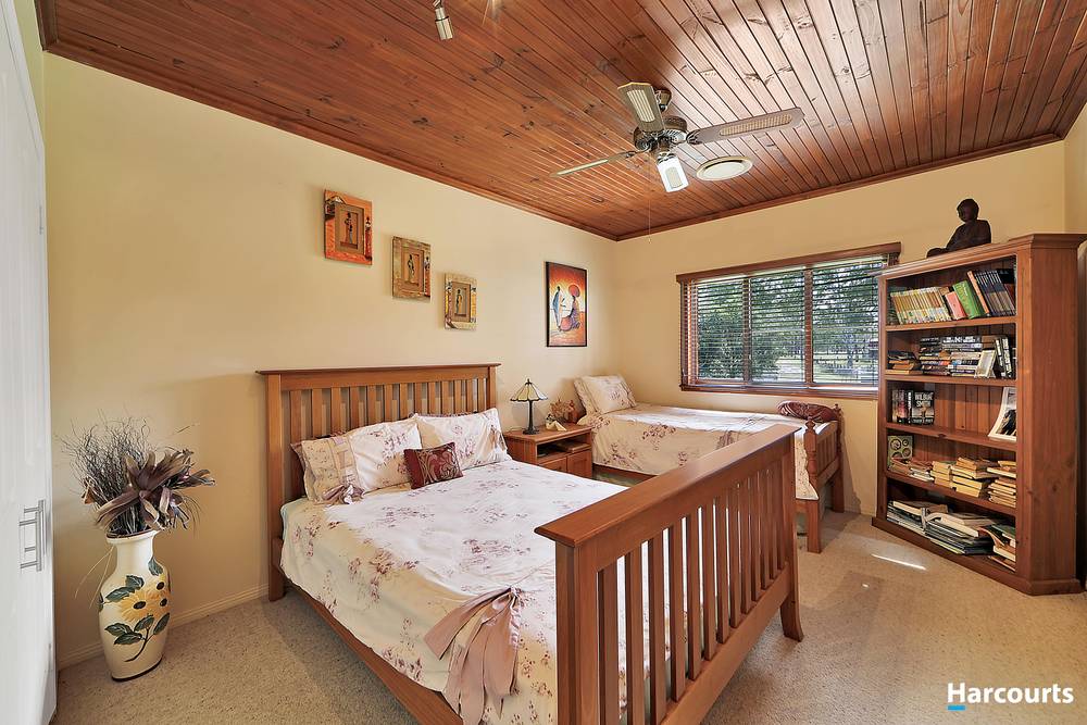 122 Roberts Road, TORBANLEA, QLD 4662