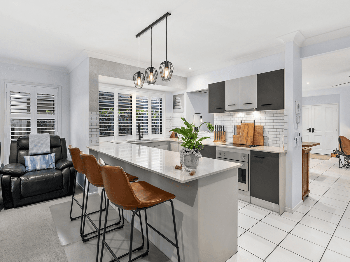 20/2 Catalina Way, UPPER COOMERA, QLD 4209