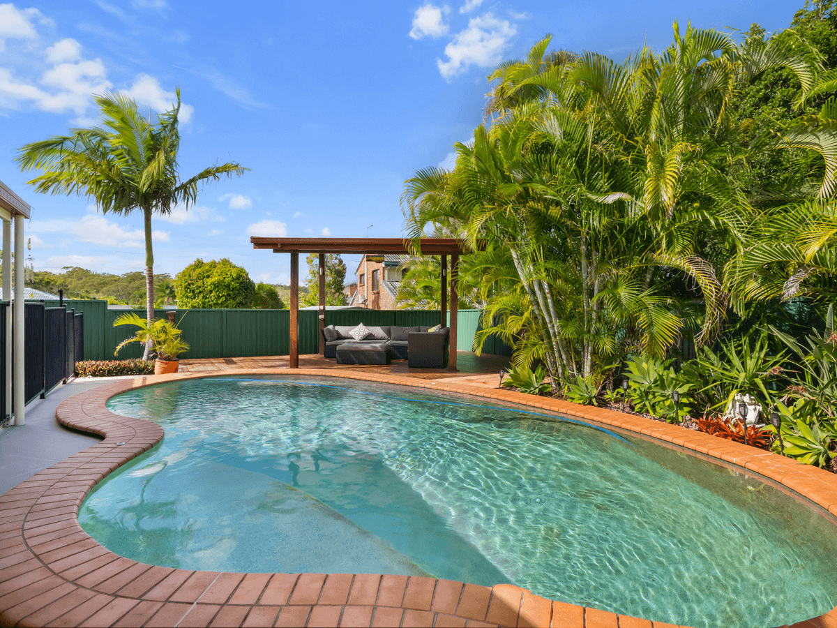 64 Brosnan Drive, CAPALABA, QLD 4157