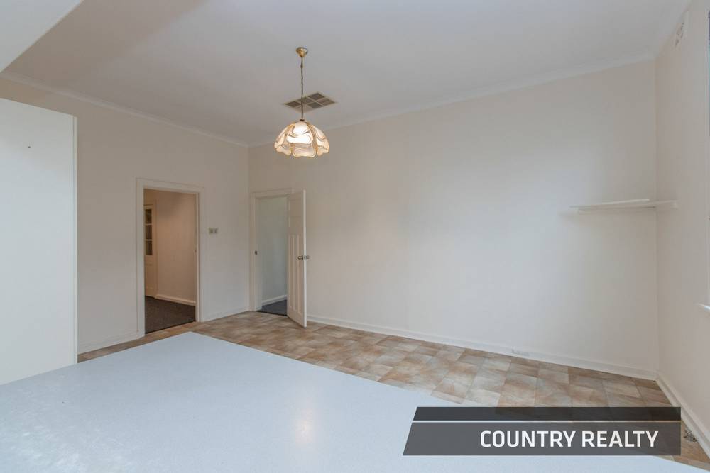 10 Queen Street, NORTHAM, WA 6401