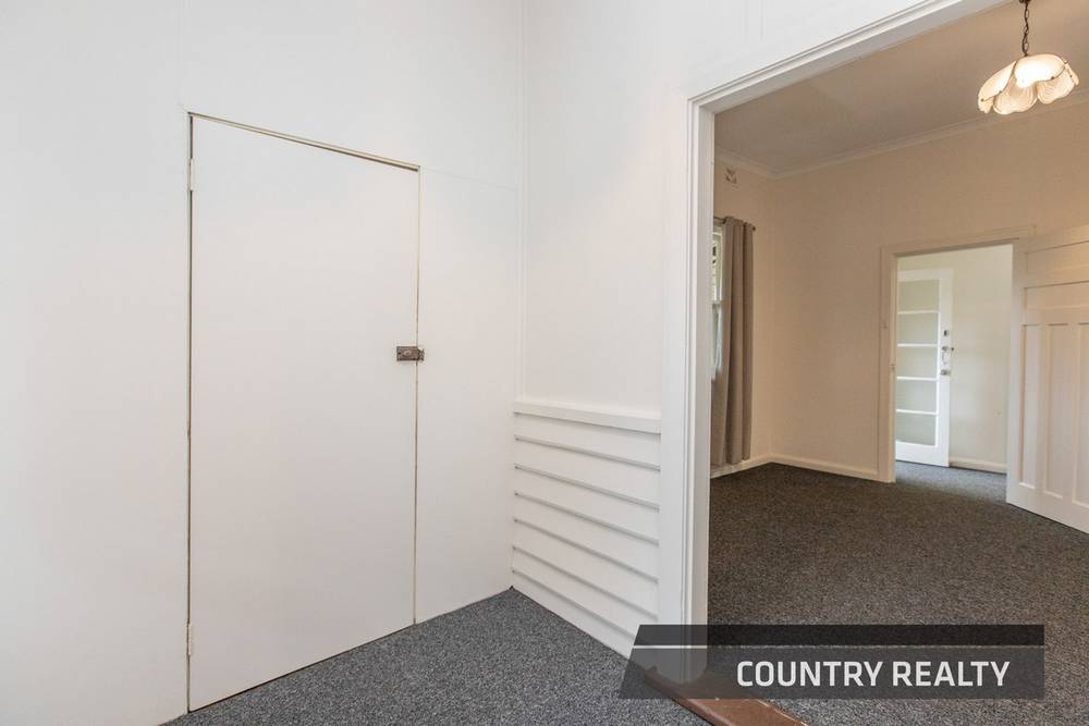 10 Queen Street, NORTHAM, WA 6401