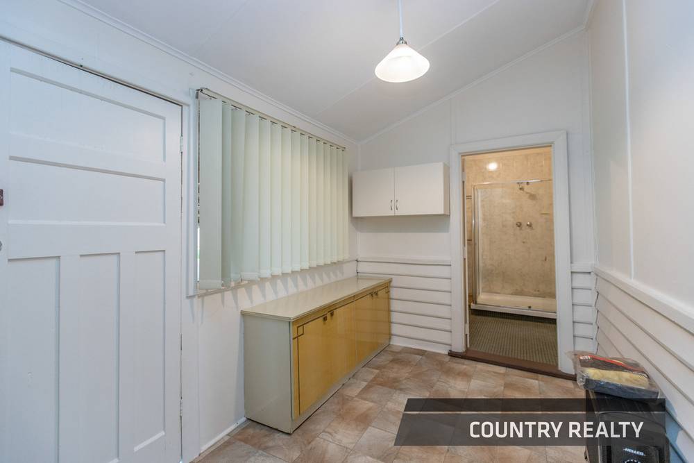 10 Queen Street, NORTHAM, WA 6401
