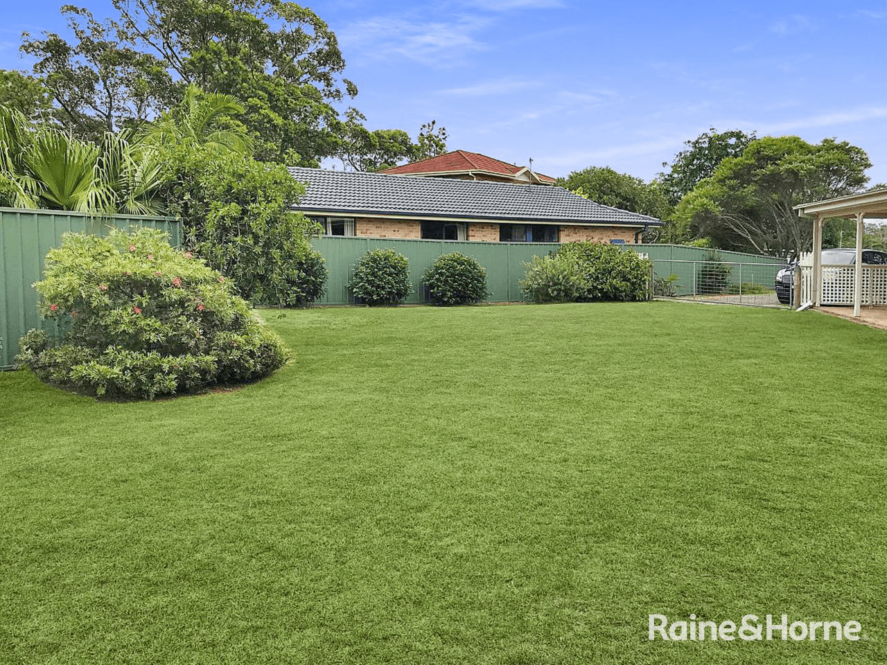 5 Gray Close, SHOALHAVEN HEADS, NSW 2535