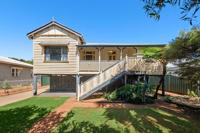 21 Gowrie Street, TOOWOOMBA CITY, QLD 4350