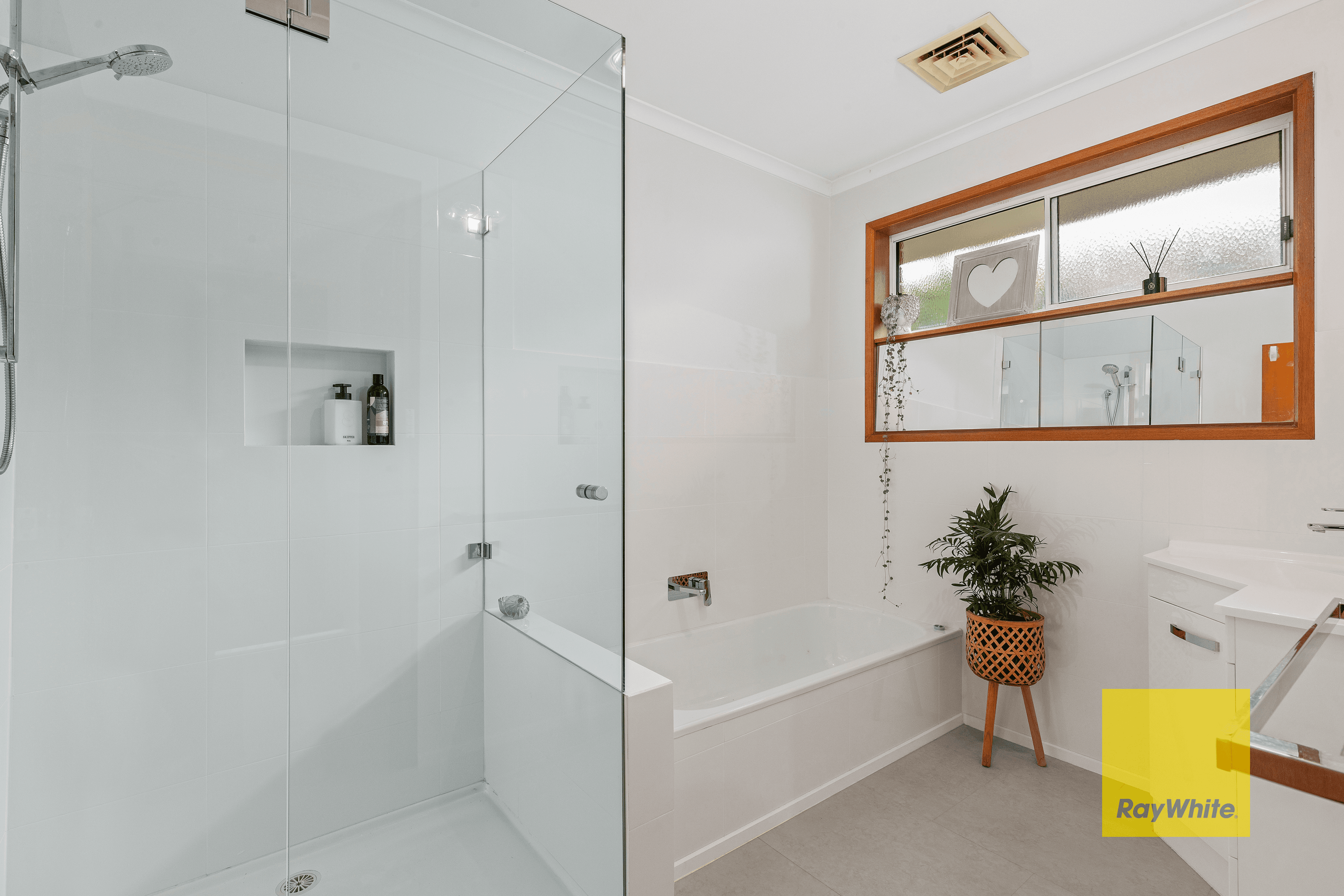 71 Greenville Drive, GROVEDALE, VIC 3216
