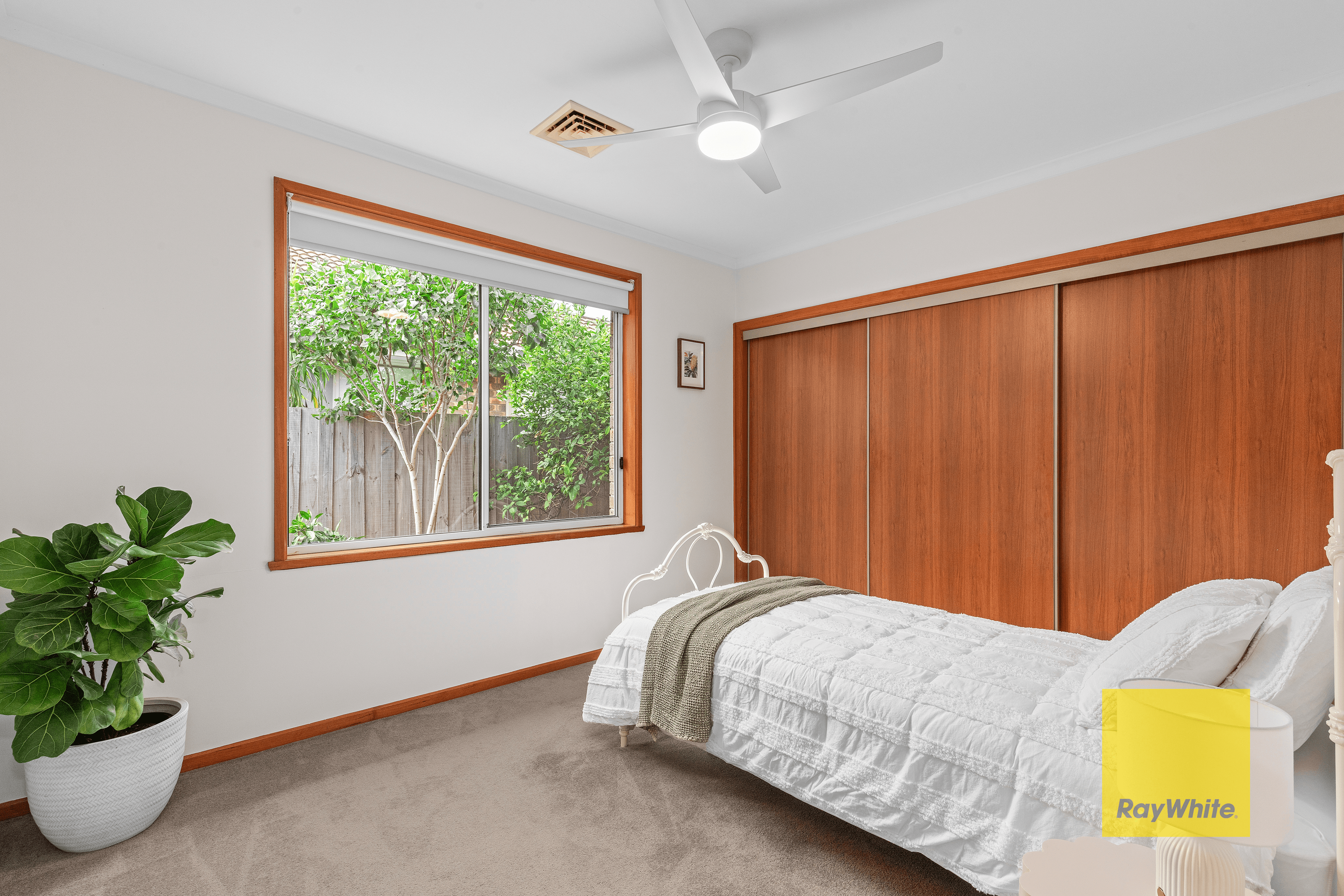 71 Greenville Drive, GROVEDALE, VIC 3216