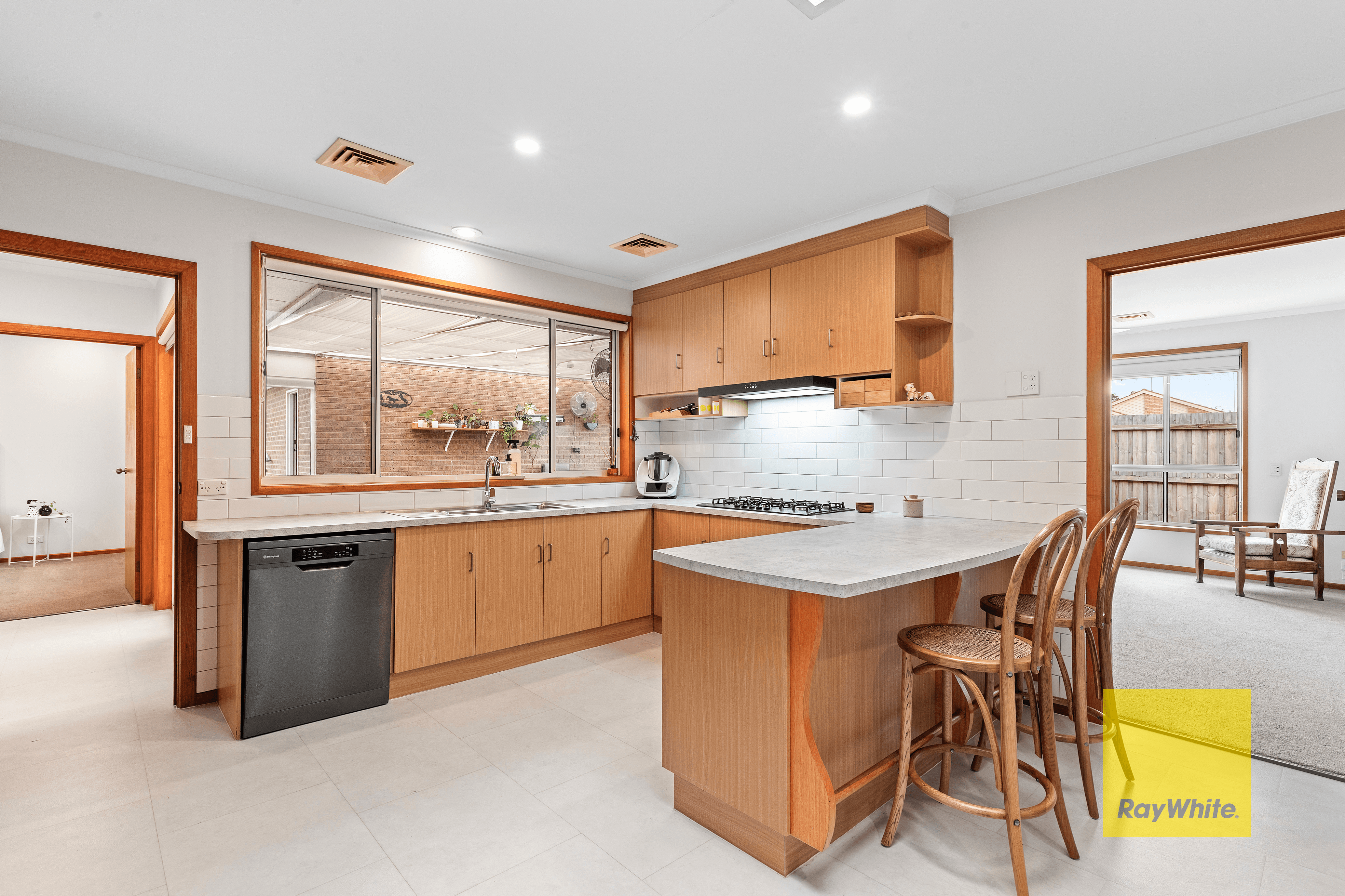 71 Greenville Drive, GROVEDALE, VIC 3216
