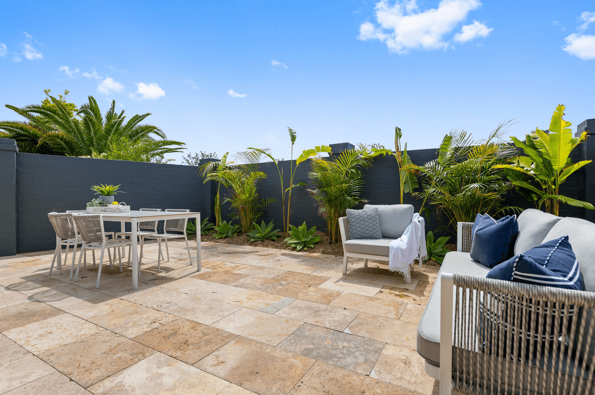 1/27 Aurora Place, BATEAU BAY, NSW 2261