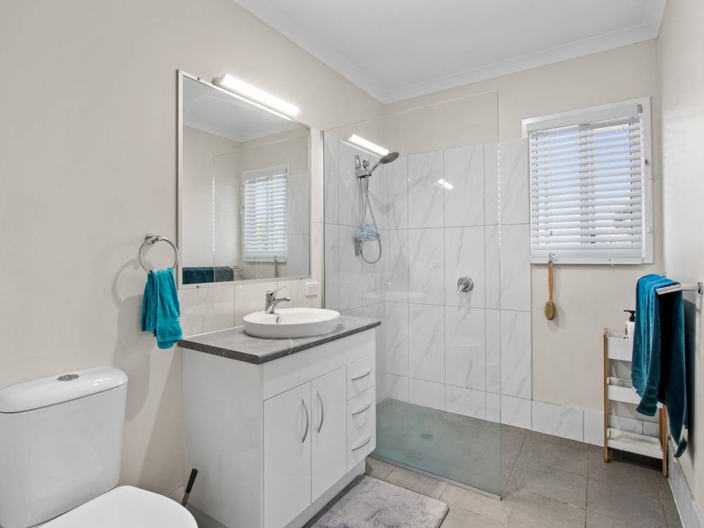 7a Pilot Street, Urangan, QLD 4655