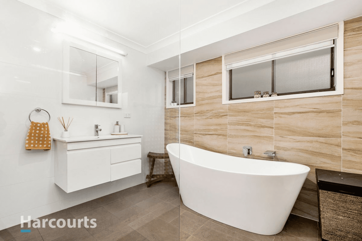 17 Tuna Place, St Clair, NSW 2759