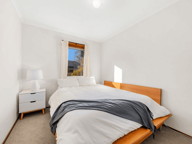 45 Long Valley Way, DONCASTER EAST, VIC 3109