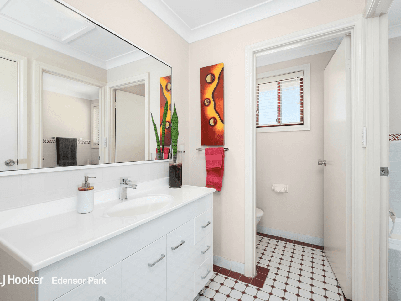16 Attilio Place, EDENSOR PARK, NSW 2176