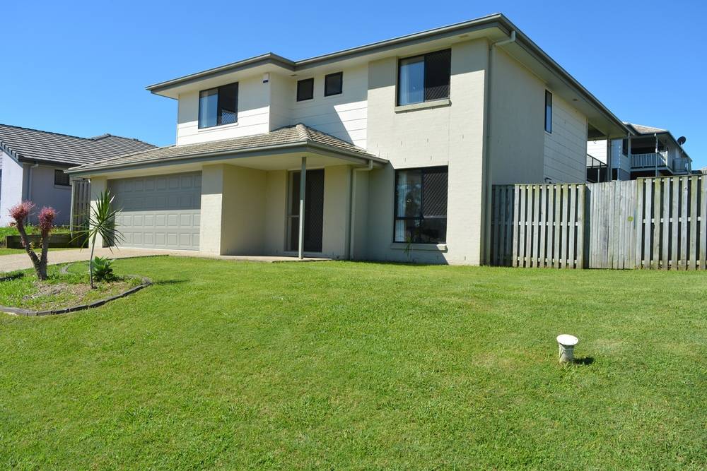 102 Ingles Drive, REDBANK PLAINS, QLD 4301