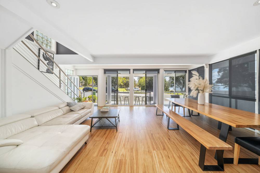 21 Kennedy Esplanade, SCARBOROUGH, QLD 4020