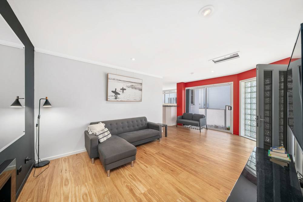 21 Kennedy Esplanade, SCARBOROUGH, QLD 4020