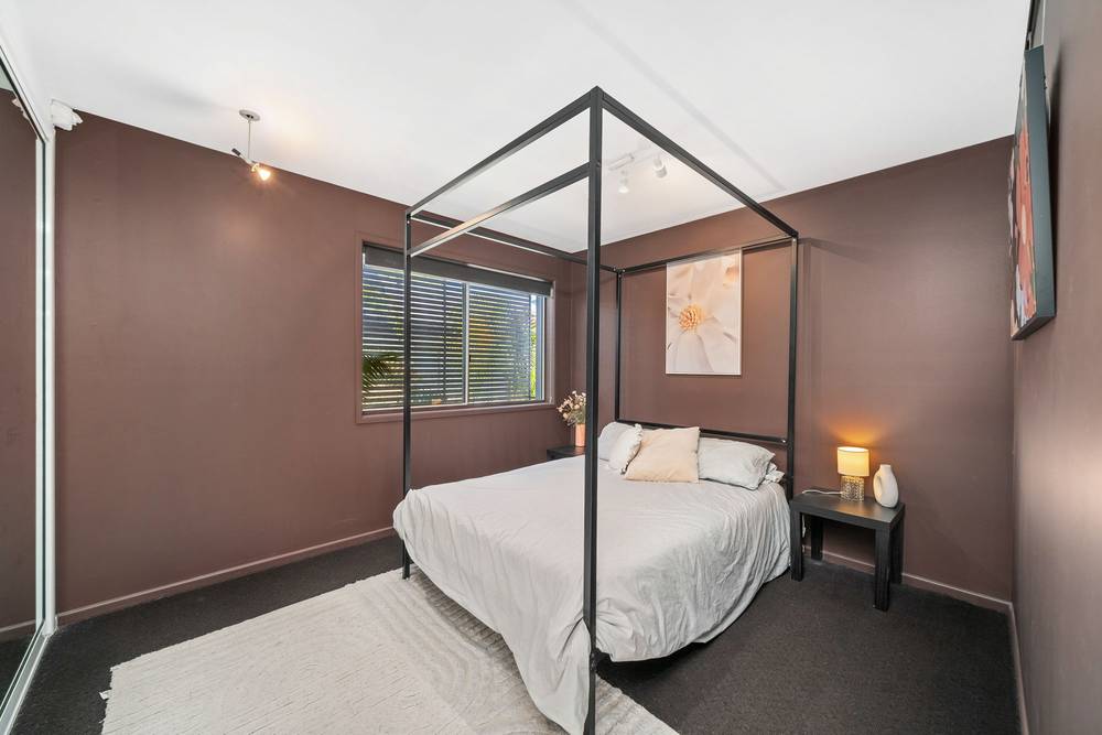 21 Kennedy Esplanade, SCARBOROUGH, QLD 4020
