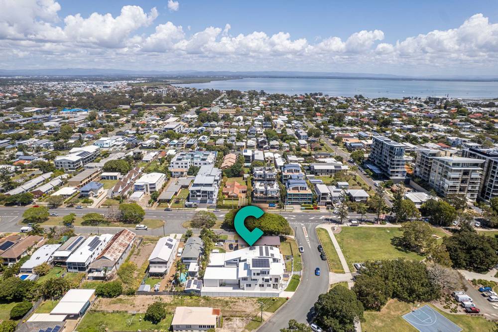 21 Kennedy Esplanade, SCARBOROUGH, QLD 4020