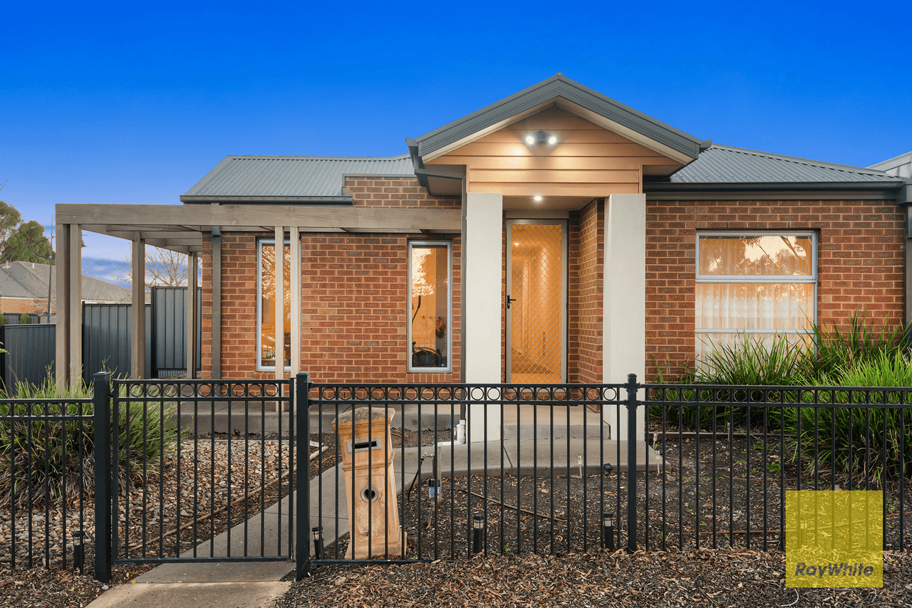 1 Prichard Walk, POINT COOK, VIC 3030