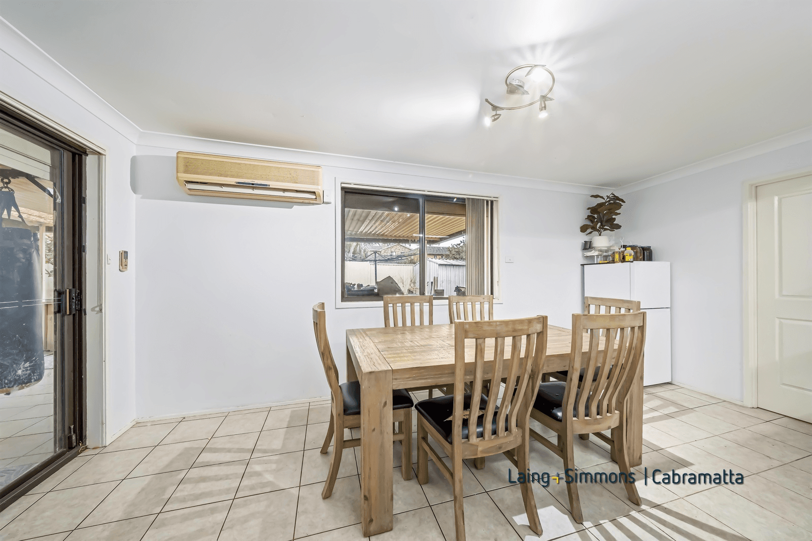 15 Firth Avenue, Green Valley, NSW 2168