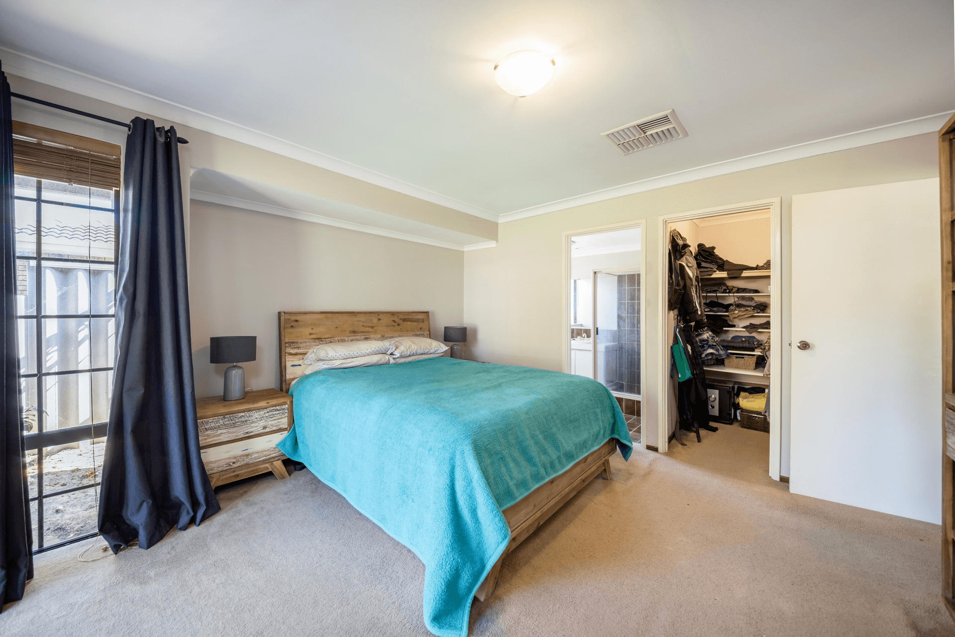 21 Hanson Way, Dudley Park, WA 6210