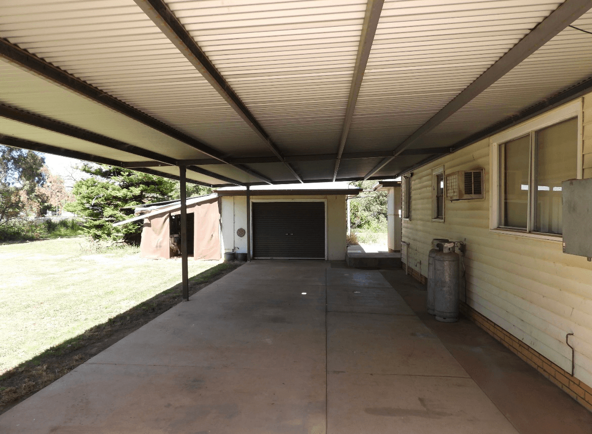 32 Mallee Street, BARELLAN, NSW 2665