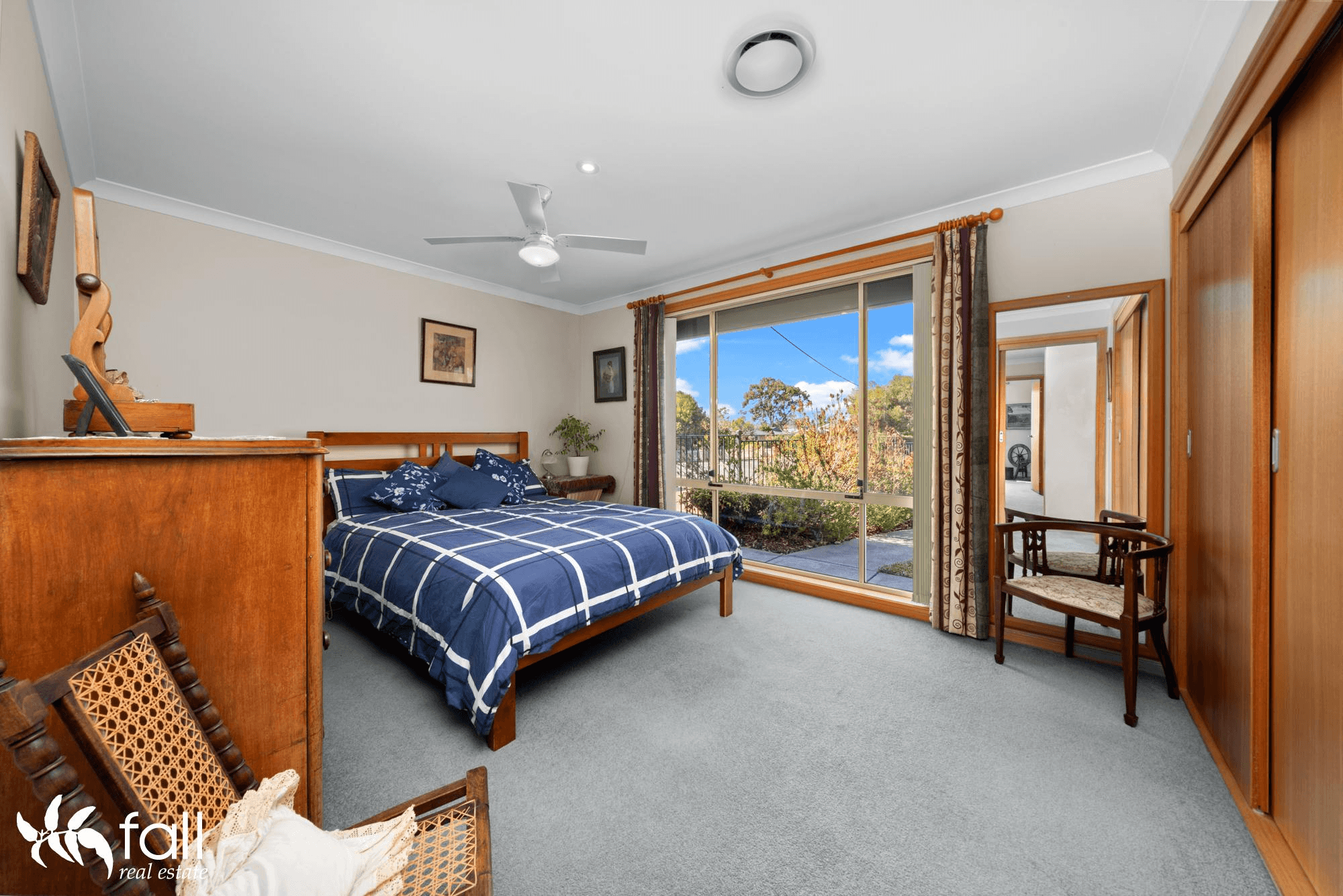 14 Sandy Point Avenue, DODGES FERRY, TAS 7173