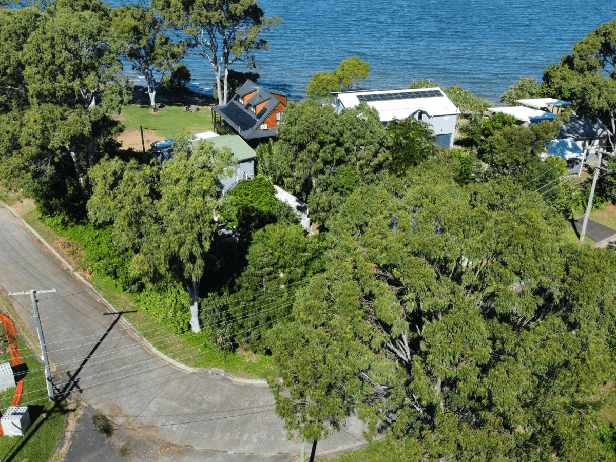 11 Mawarra Street, MACLEAY ISLAND, QLD 4184