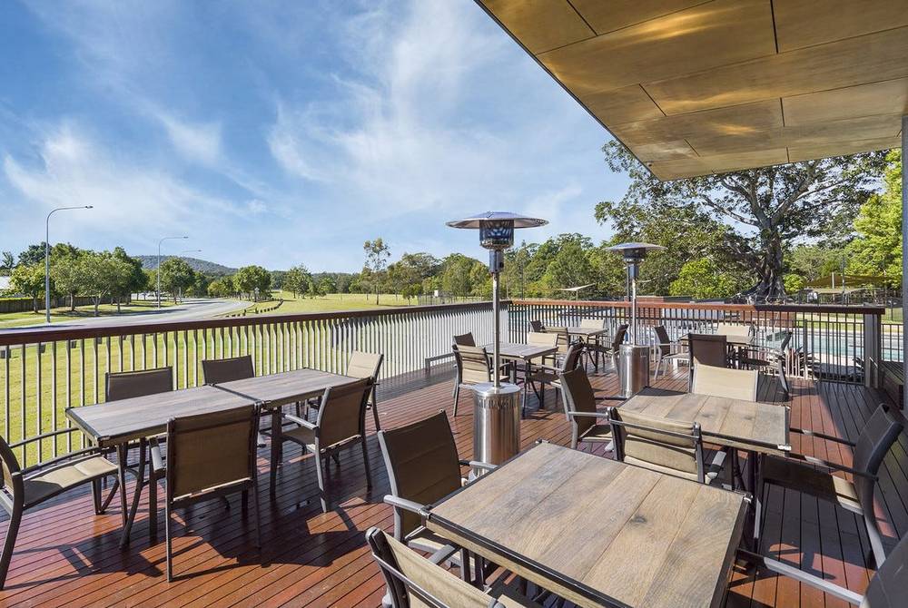 6 Plantation Crescent, MAUDSLAND, QLD 4210