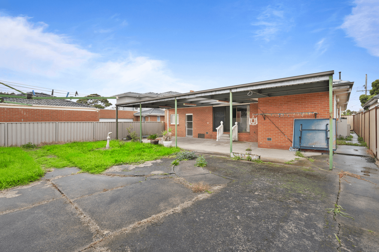 31 Avondale Street, Springvale, VIC 3171