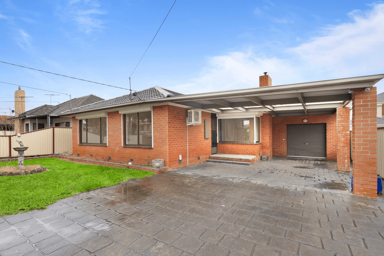 31 Avondale Street, Springvale, VIC 3171